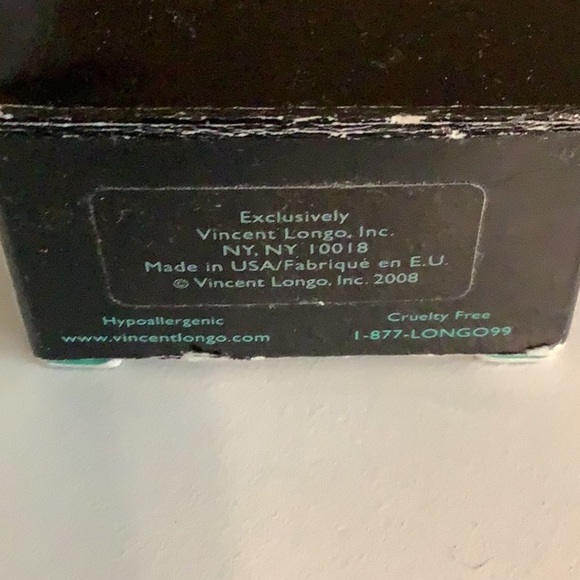 Vincent Longo Aria Lip Balm. New In Box - Picture 4 of 4